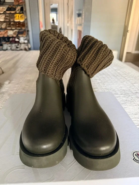 Moncler Olive Green Knit-Cuff Rain Ankle Boots - Picture 2 of 8
